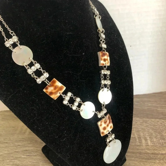 Fifth Avenue Collection Rhinestone and Shell Necklace - Picture 3 of 8